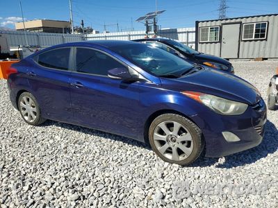 Czwarte zdjęcie samochodu z boku: 2013 HYUNDAI ELANTRA LIMITED VIN:5NPDH4AE0DH154423 - miniatura