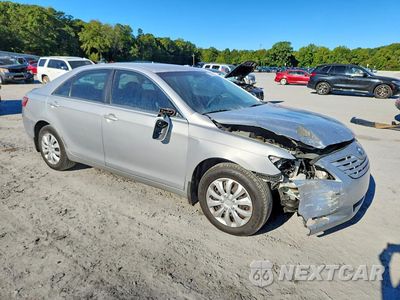 Czwarte zdjęcie samochodu z boku: 2007 TOYOTA CAMRY LE VIN:4T1BE46KX7U007269 - miniatura