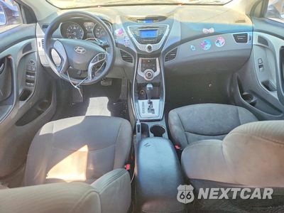 Zdjęcie 8 z 12 samochodu: 2012 HYUNDAI ELANTRA GLS VIN:5NPDH4AE6CH067477 - miniatura