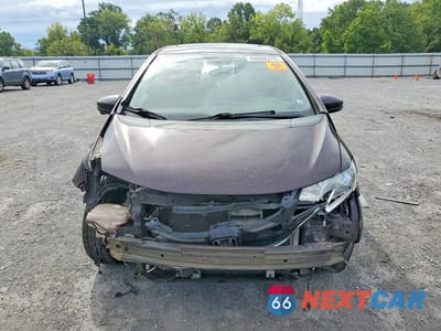 Piąte zdjęcie samochodu w środku: 2015 HONDA FIT EX VIN:3HGGK5H80FM774417 - miniatura