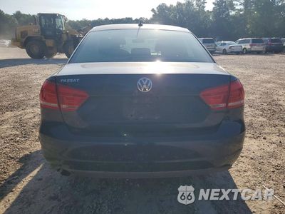 Zdjęcie 6 z 12 samochodu: 2012 VOLKSWAGEN PASSAT S VIN:1VWAP7A32CC053848 - miniatura