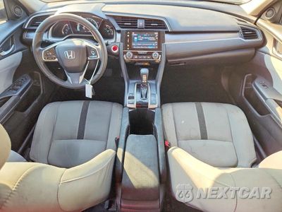 Zdjęcie 8 z 13 samochodu: 2017 HONDA CIVIC EX VIN:19XFC2F73HE035233 - miniatura