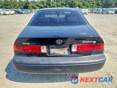 Zdjęcie 6 z 12 samochodu: 2001 TOYOTA CAMRY CE VIN:4T1BG22K01U107411 - miniatura