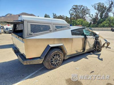 Trzecie zdjęcie samochodu z tyłu: 2024 TESLA CYBERTRUCK VIN:7G2CEHED3RA034144 - miniatura