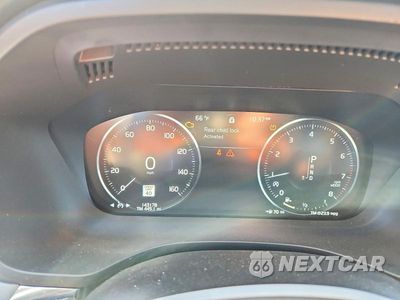Zdjęcie 9 z 13 samochodu: 2020 VOLVO XC60 T5 MOMENTUM VIN:YV4102RK9L1598959 - miniatura