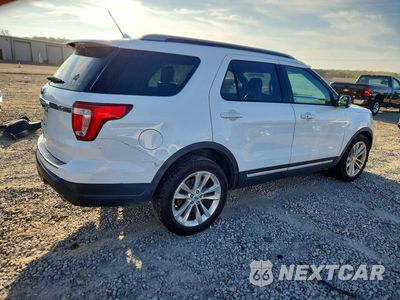 Trzecie zdjęcie samochodu z tyłu: 2018 FORD EXPLORER XLT VIN:1FM5K7D89JGB97277 - miniatura