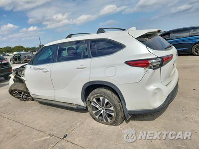 Drugie zdjęcie samochodu z przodu: 2023 TOYOTA HIGHLANDER XLE VIN:5TDKDRAH4PS520621 - miniatura