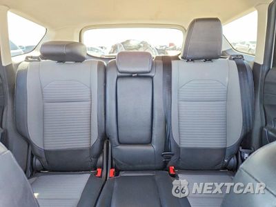 Zdjęcie 10 z 14 samochodu: 2018 FORD ESCAPE SE VIN:1FMCU0GD3JUB13926 - miniatura