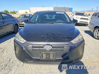 Piąte zdjęcie samochodu w środku: 2019 HYUNDAI IONIQ BLUE VIN:KMHC65LC5KU179965 - miniatura