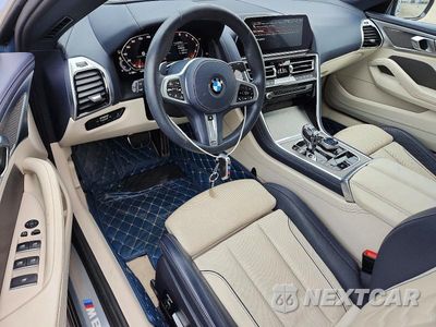 Zdjęcie 8 z 13 samochodu: 2022 BMW M850XI VIN:WBAFY4C05NCH83988 - miniatura