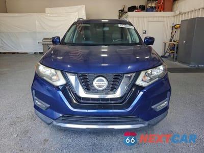 Piąte zdjęcie samochodu w środku: 2019 NISSAN ROGUE SL VIN:5N1AT2MV4KC768168 - miniatura