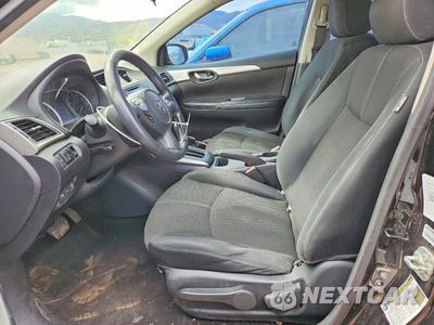 Zdjęcie 7 z 12 samochodu: 2018 NISSAN SENTRA S VIN:3N1AB7AP9JY254464 - miniatura