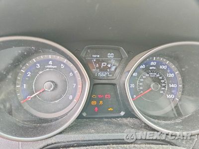 Zdjęcie 9 z 12 samochodu: 2016 HYUNDAI ELANTRA VALUE EDITION VIN:5NPDH4AE5GH683743 - miniatura