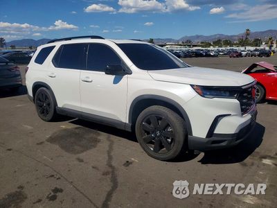 Czwarte zdjęcie samochodu z boku: 2025 HONDA PILOT BLACK VIN:5FNYG1H94SB140161 - miniatura