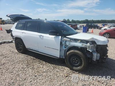 Czwarte zdjęcie samochodu z boku: 2024 JEEP GRAND CHEROKEE L SUMMIT VIN:1C4RJKEGXR8918200 - miniatura
