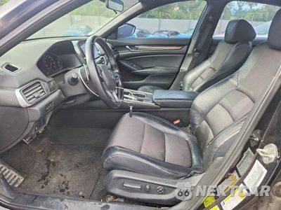 Zdjęcie 7 z 12 samochodu: 2018 HONDA ACCORD SPORT VIN:1HGCV1F34JA067364 - miniatura