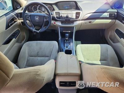 Zdjęcie 8 z 13 samochodu: 2013 HONDA ACCORD EX VIN:1HGCR2F75DA027652 - miniatura