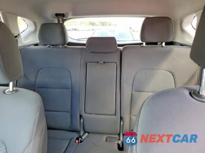 Zdjęcie 10 z 13 samochodu: 2019 HYUNDAI TUCSON VALUE VIN:KM8J3CA42KU025228 - miniatura
