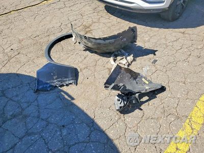 Zdjęcie 13 z 14 samochodu: 2016 FORD ESCAPE SE VIN:1FMCU9G96GUB57430 - miniatura