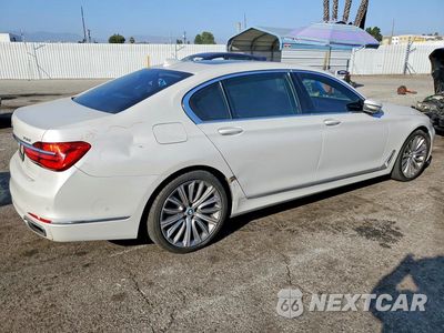 Trzecie zdjęcie samochodu z tyłu: 2016 BMW 750 XI VIN:WBA7F2C5XGG416779 - miniatura