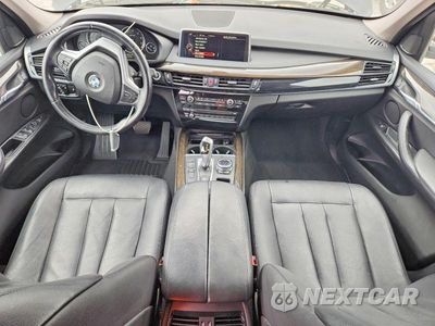 Zdjęcie 8 z 13 samochodu: 2015 BMW X5 SDRIVE35I VIN:5UXKR2C54F0H35270 - miniatura