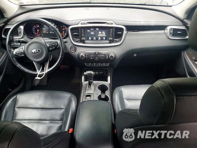 Zdjęcie 8 z 13 samochodu: 2018 KIA SORENTO EX VIN:5XYPHDA13JG356864 - miniatura