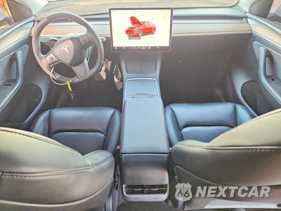 Zdjęcie 8 z 13 samochodu: 2024 TESLA MODEL Y VIN:7SAYGDEE8RF165323 - miniatura