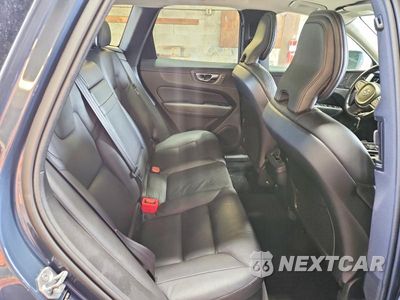 Zdjęcie 11 z 13 samochodu: 2019 VOLVO XC60 T6 VIN:YV4A22RK9K1366516 - miniatura
