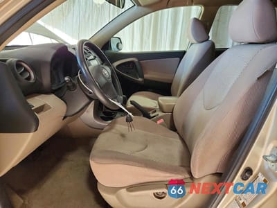 Zdjęcie 7 z 13 samochodu: 2008 TOYOTA RAV4 BASE VIN:JTMBD33VX86063086 - miniatura