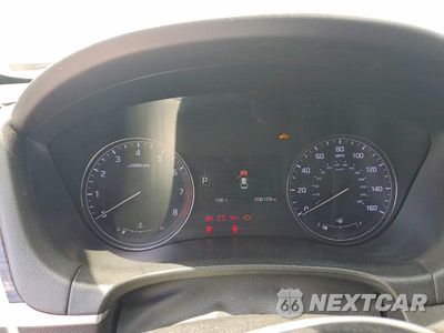 Zdjęcie 9 z 12 samochodu: 2016 HYUNDAI GENESIS 3.8L VIN:KMHGN4JE2GU125839 - miniatura