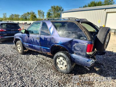 Drugie zdjęcie samochodu z przodu: 2002 CHEVROLET BLAZER VIN:1GNCT18W72K194477 - miniatura
