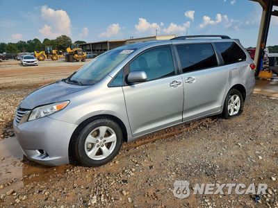 2016 TOYOTA SIENNA LE 5TDKK3DC9GS714712 - główne zdjęcie licytacji z USA - miniatura