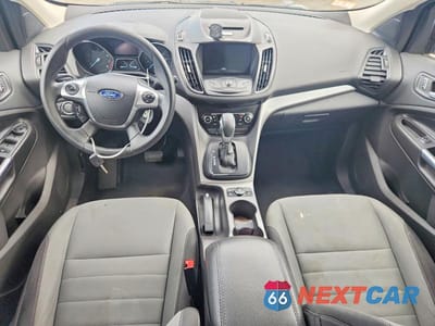 Zdjęcie 8 z 13 samochodu: 2016 FORD ESCAPE SE VIN:1FMCU9G99GUC31956 - miniatura