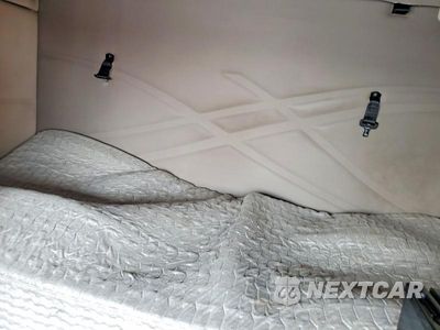 Zdjęcie 10 z 14 samochodu: 2013 VOLVO VNL SEMI TRUCK VIN:4V4NC9EH3DN141190 - miniatura