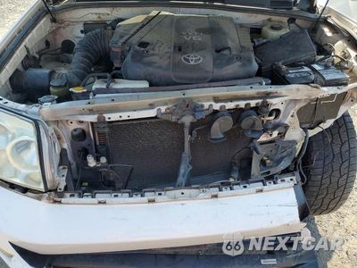 Zdjęcie 12 z 13 samochodu: 2004 TOYOTA 4RUNNER LIMITED VIN:JTEBU17R940051649 - miniatura