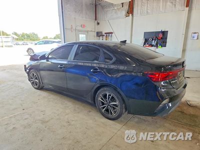 Drugie zdjęcie samochodu z przodu: 2023 KIA FORTE LXS VIN:3KPF24AD6PE686592 - miniatura