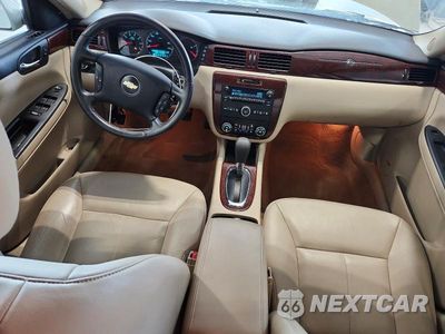 Zdjęcie 8 z 12 samochodu: 2010 CHEVROLET IMPALA LT VIN:2G1WB5EKXA1136842 - miniatura