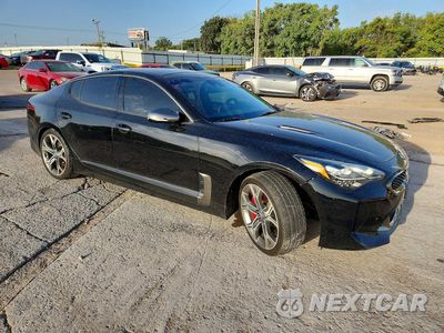 Czwarte zdjęcie samochodu z boku: 2019 KIA STINGER GT2 VIN:KNAE55LC5K6059875 - miniatura