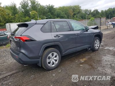 Trzecie zdjęcie samochodu z tyłu: 2024 TOYOTA RAV4 LE VIN:2T3G1RFV6RC411514 - miniatura
