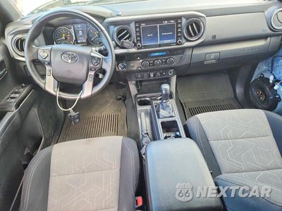 Zdjęcie 8 z 13 samochodu: 2023 TOYOTA TACOMA SR5 V6 VIN:3TYBZ5DN0PT001968 - miniatura