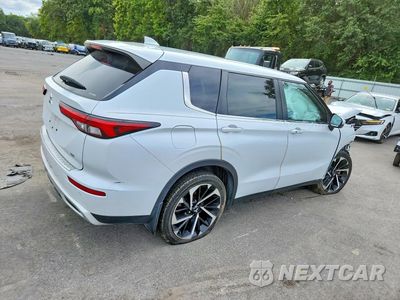 Trzecie zdjęcie samochodu z tyłu: 2024 MITSUBISHI OUTLANDER SE VIN:JA4J4VA83RZ004315 - miniatura