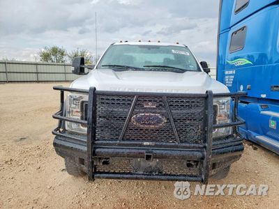 Piąte zdjęcie samochodu w środku: 2019 FORD F550 SUPER DUTY VIN:1FD0X5HT4KED92912 - miniatura
