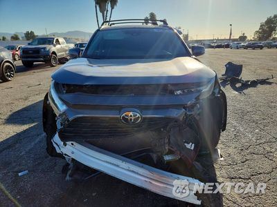 Piąte zdjęcie samochodu w środku: 2025 TOYOTA RAV4 XLE VIN:2T3W1RFV2SC314280 - miniatura