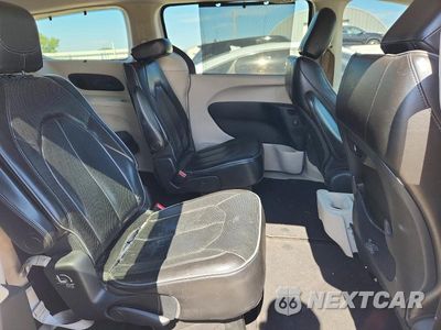 Zdjęcie 11 z 13 samochodu: 2018 CHRYSLER PACIFICA LIMITED VIN:2C4RC1GG1JR273821 - miniatura