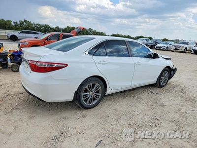 Trzecie zdjęcie samochodu z tyłu: 2016 TOYOTA CAMRY SE VIN:4T1BF1FK8GU119015 - miniatura