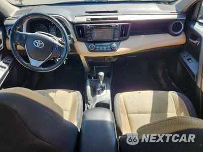 Zdjęcie 8 z 13 samochodu: 2017 TOYOTA RAV4 XLE VIN:2T3RFREV9HW556233 - miniatura