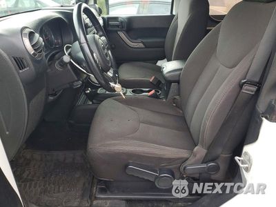 Zdjęcie 7 z 13 samochodu: 2014 JEEP WRANGLER SPORT VIN:1C4AJWAGXEL304975 - miniatura