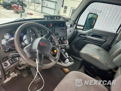 Zdjęcie 8 z 13 samochodu: 2015 KENWORTH T680 SEMI TRUCK VIN:1XKYA48X4FJ462416 - miniatura