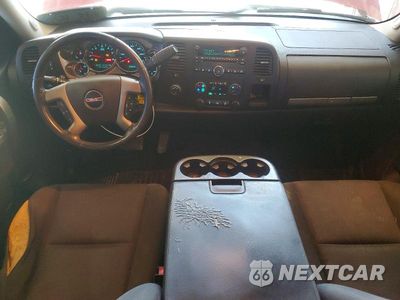 Zdjęcie 8 z 12 samochodu: 2013 GMC SIERRA K1500 SLE VIN:1GTR2VE70DZ100363 - miniatura