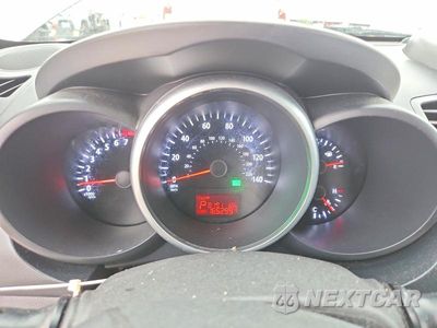 Zdjęcie 9 z 12 samochodu: 2012 KIA SOUL + VIN:KNDJT2A60C7369074 - miniatura